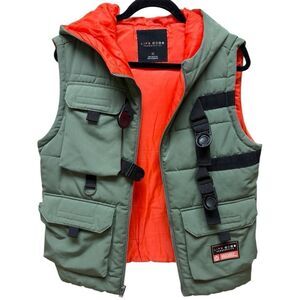 Life Code Progressive fishing vest.Men.Green/Orange. Hooded. Sz M. *Torn Pocket